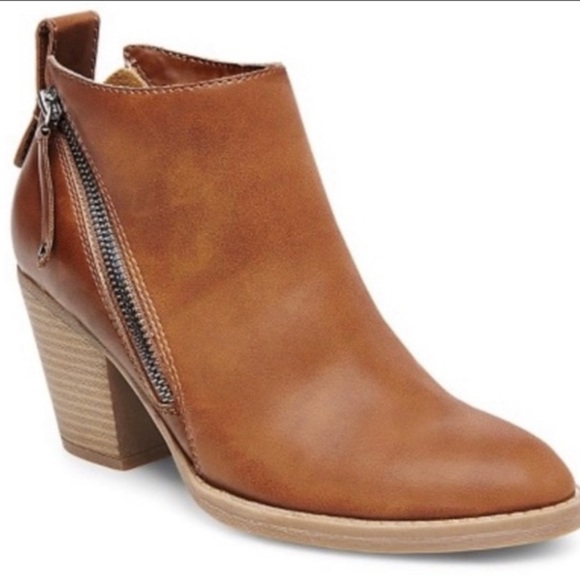 DV by Dolce Vita Shoes - New DV by dolce vita brown ankle booties with side zippers